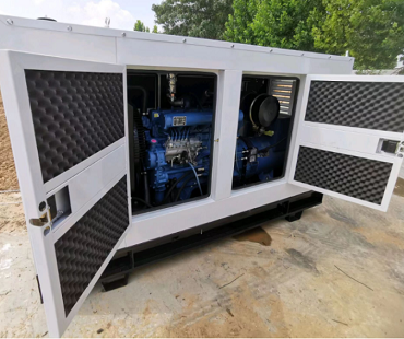 霧炮車配75kw靜音柴油發(fā)電機(jī)組R6105AZD